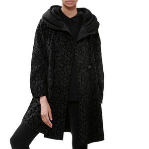 Mycra Pac Donatella Scroll/Black Reversible Raincoat